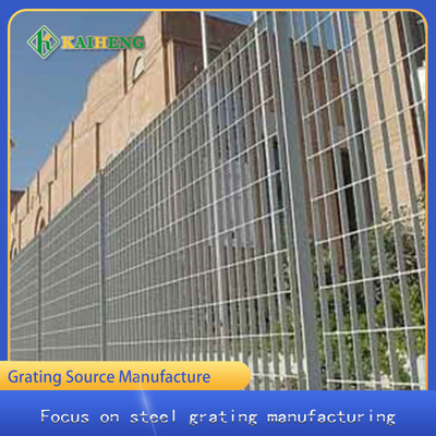 Pulverização exterior do plástico de Mesh Metal Grate Fencing With do fio de 1 polegada da estrada de ferro da estrada