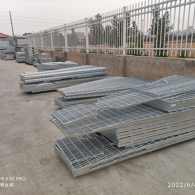 O metal de aço branco de prata que raspa o mergulho quente do Oem galvanizou
