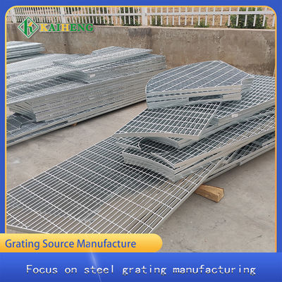 O mergulho quente dado forma especial da raspagem de aço galvanizado personalizou G325/30/100