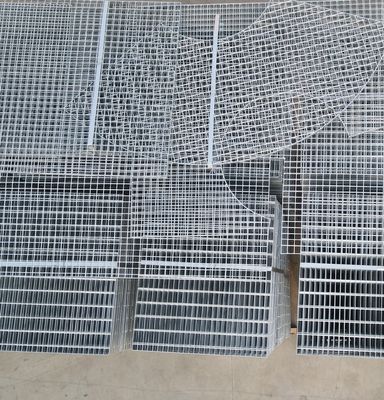 O carbono da plataforma Q235 galvanizou a raspagem de aço especial personalizado dado forma