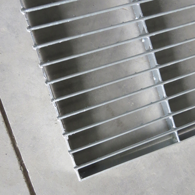 Assoalho galvanizado da grade do metal do mergulho Q235 quente que raspa para a vertente do pombo
