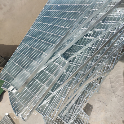 A segurança do ANSI NAAMM galvanizou a raspagem de aço da passagem em forma de leque