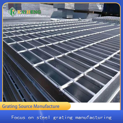 Eu dei forma à raspagem galvanizada da barra da grade do metal do mergulho quente