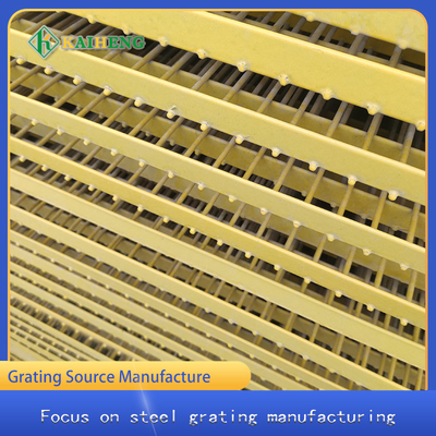 Aço inferior Mesh Grating Plastic Impregnated do assoalho da grade do metal da gaiola