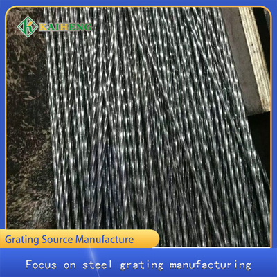 Produtos de fio torcidos do ferro do quadrado 4mm para o processamento de aço da placa de grade