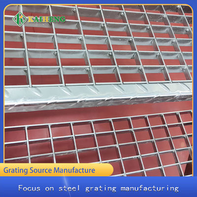 Placa de aço inoxidável da etapa da escada T3 para o uso interno na oficina do central química