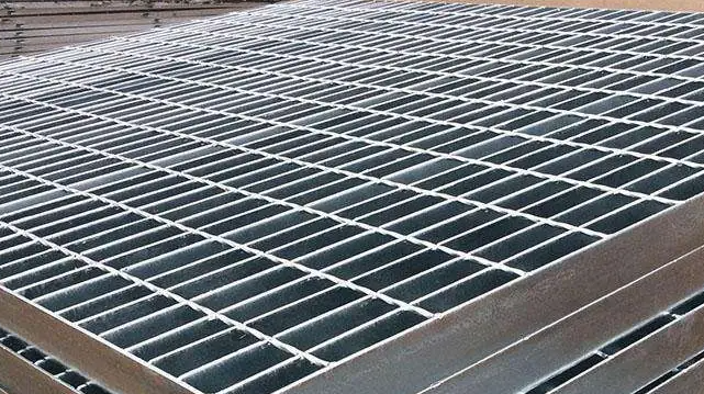 raspagem de aço pesada